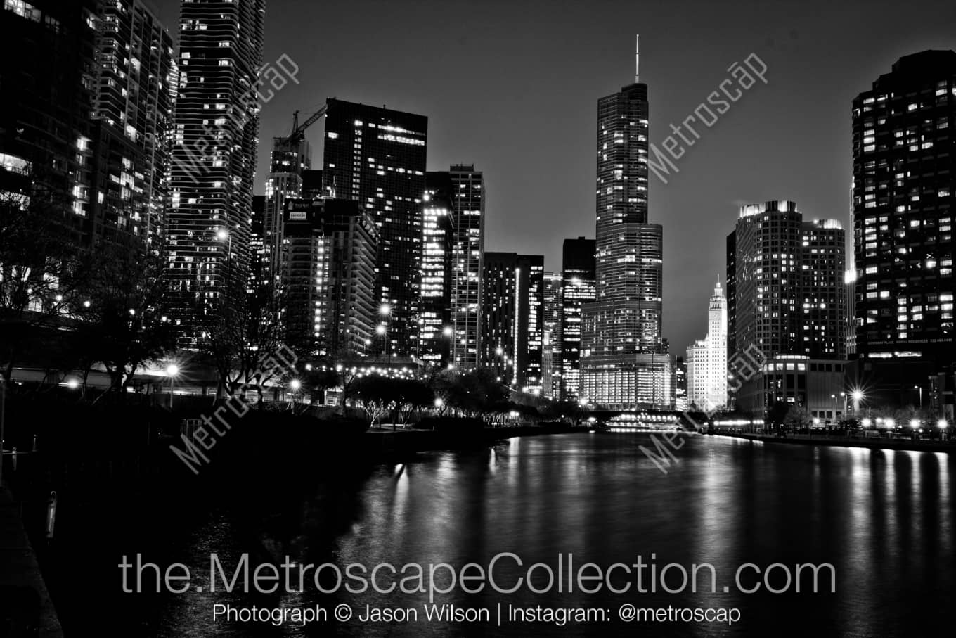 Chicago Illinois Picture at Night