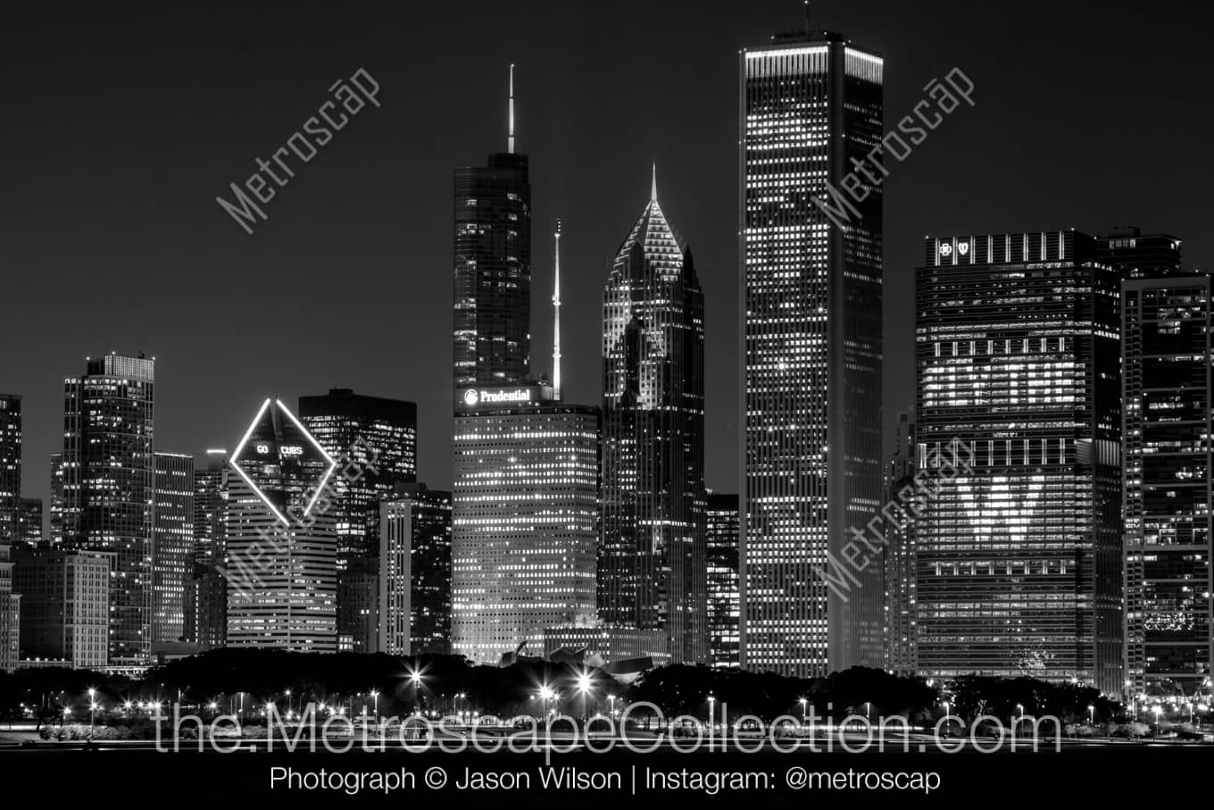 Chicago Illinois Picture at Night