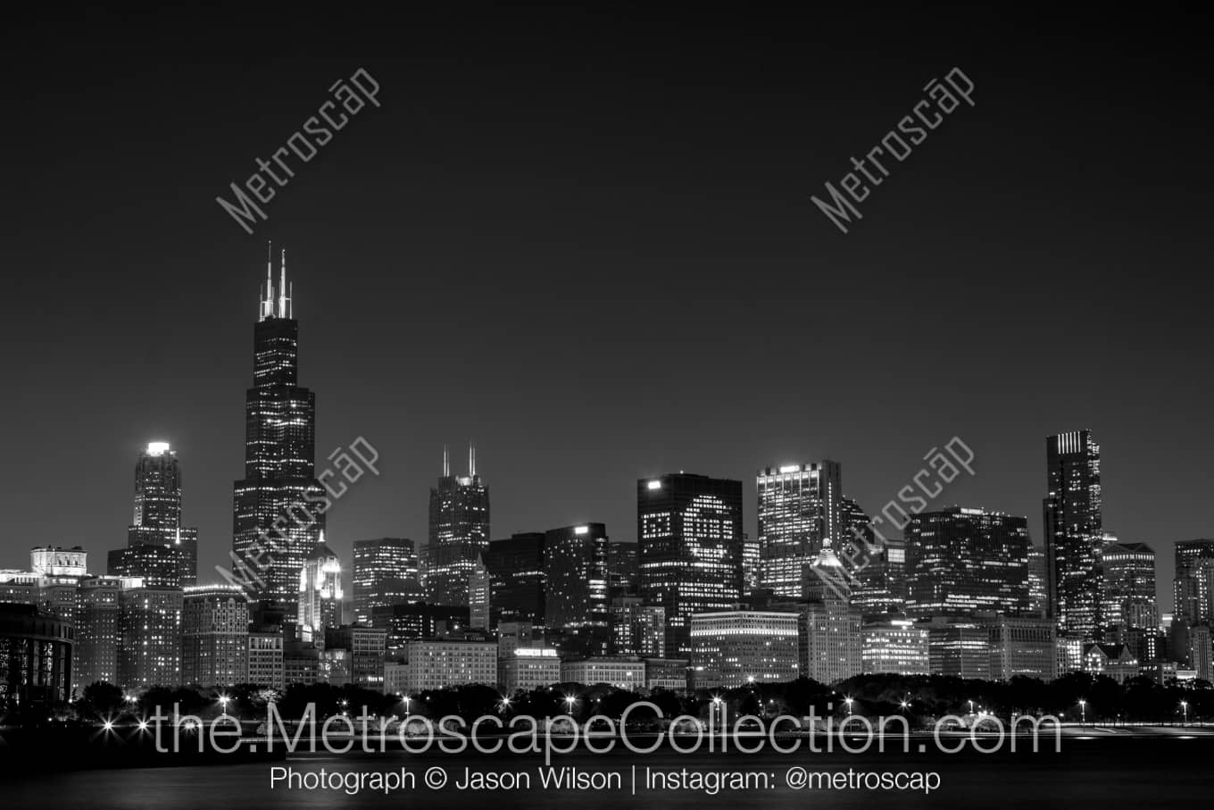 Chicago Illinois Picture at Night