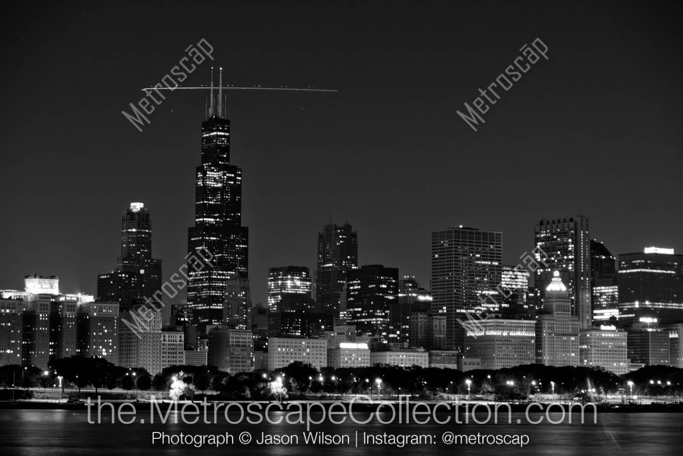 Chicago Illinois Picture at Night