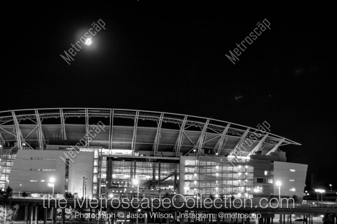 Cincinnati Ohio Picture at Night