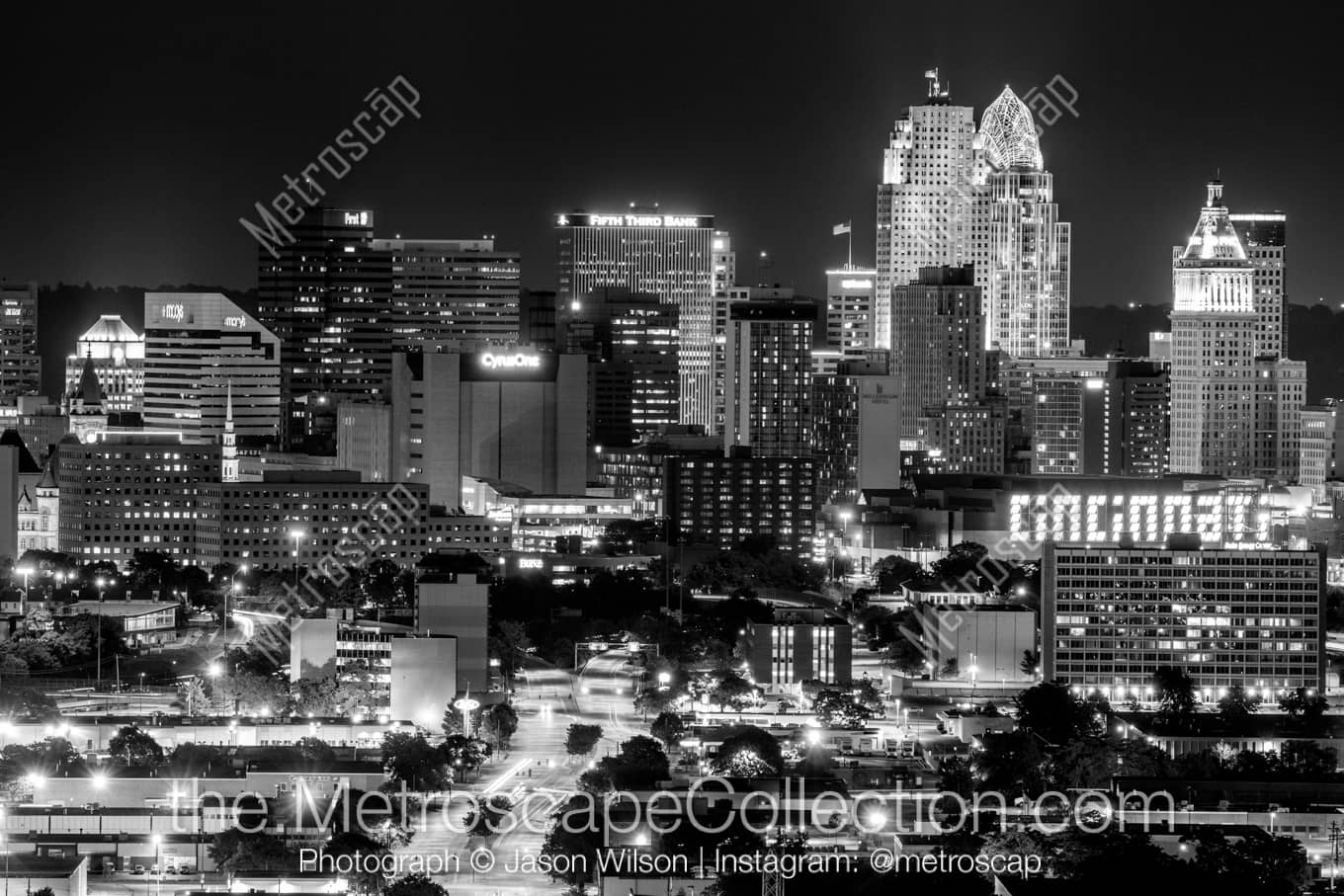 Cincinnati Ohio Picture at Night