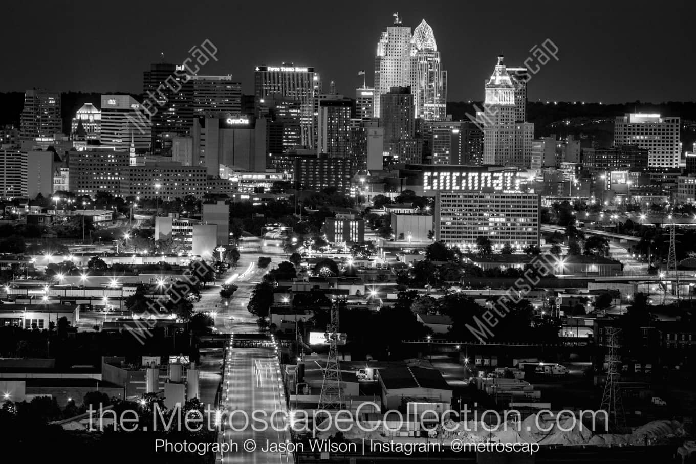 Cincinnati Ohio Picture at Night