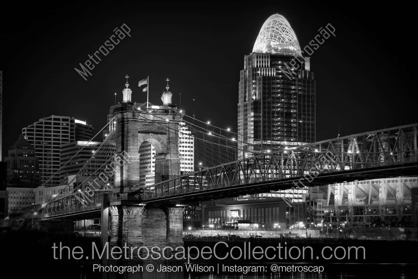 Cincinnati Ohio Picture at Night