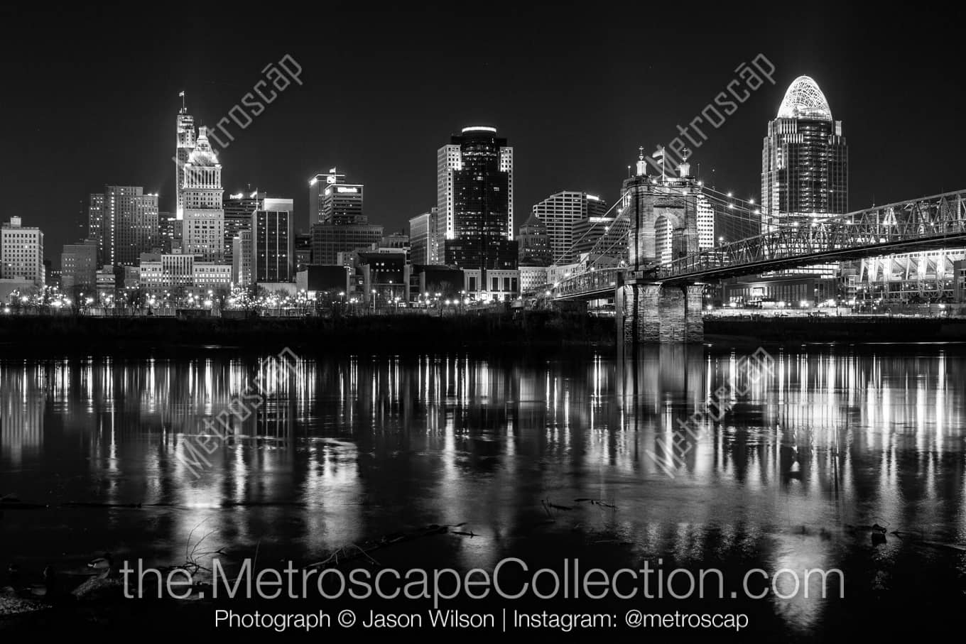 Cincinnati Ohio Picture at Night