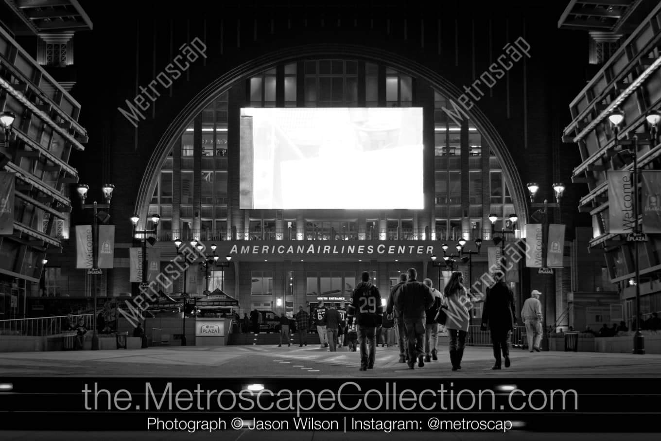 Dallas Texas Picture at Night