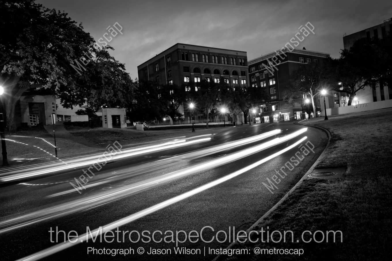 Dallas Texas Picture at Night