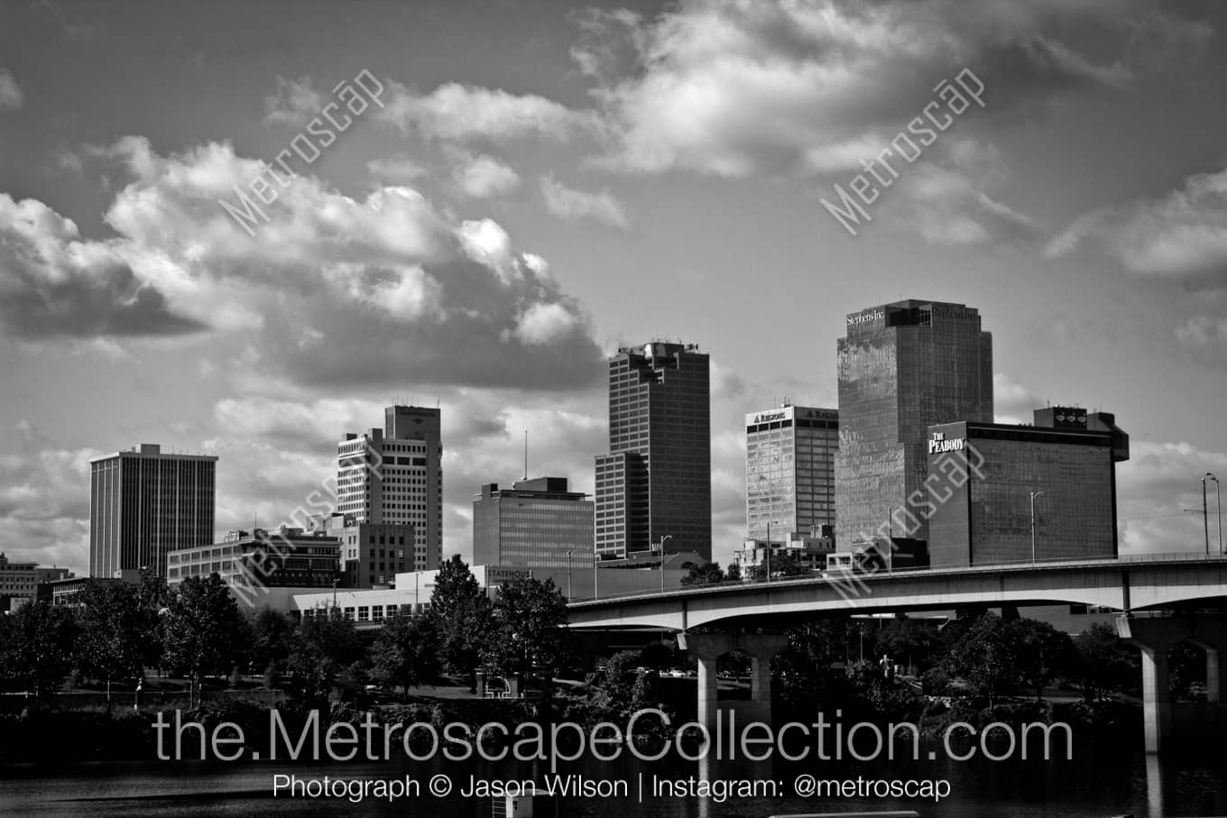 Little Rock Arkansas Picture at Night