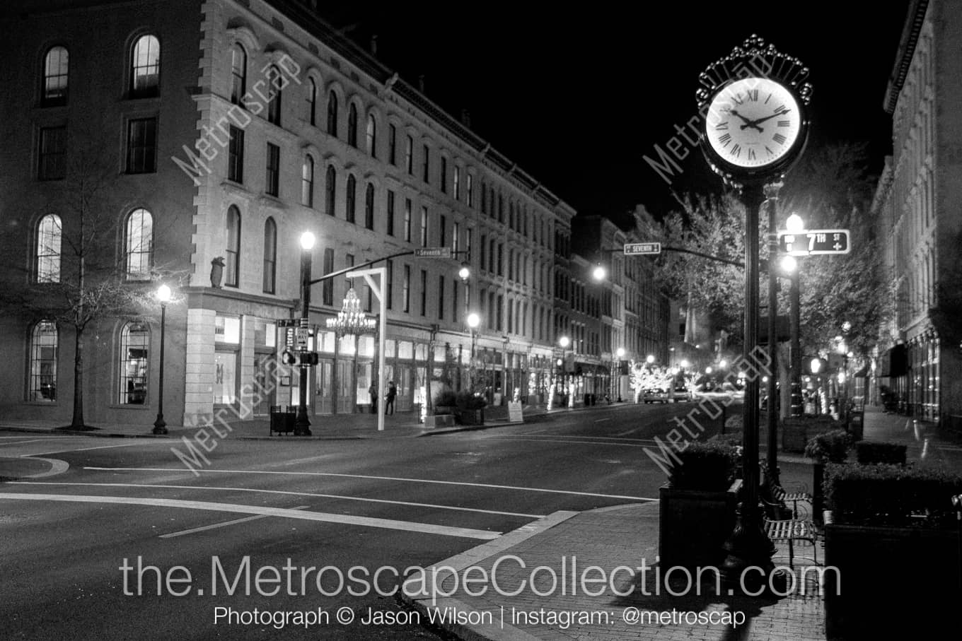 Louisville Kentucky Picture at Night