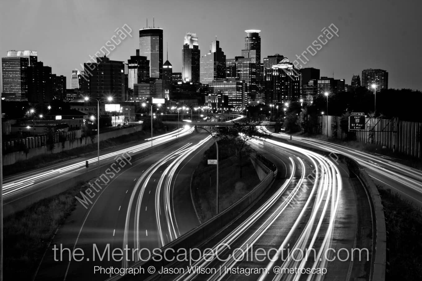 Minneapolis Minnesota Picture at Night