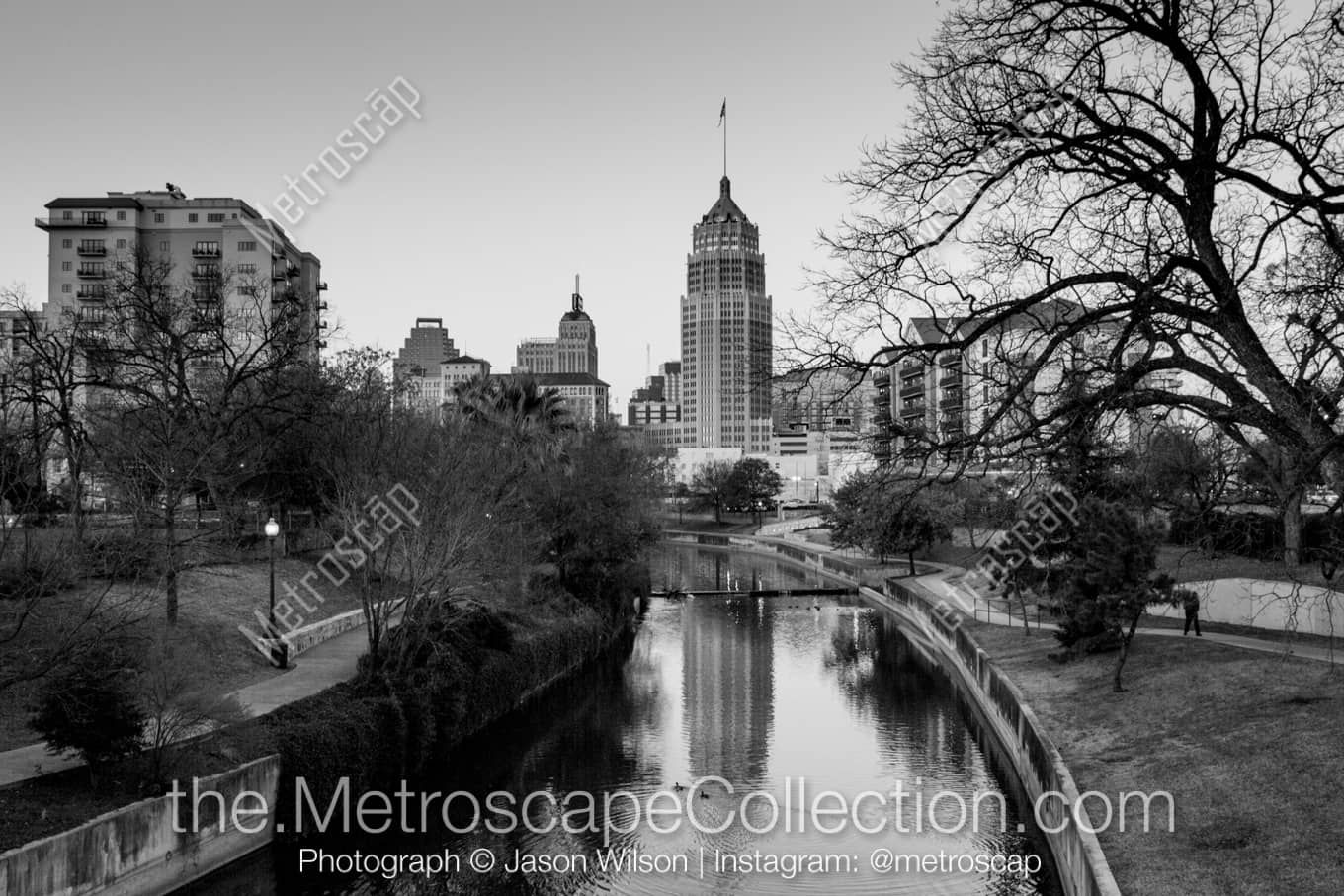 San Antonio Texas Picture at Night