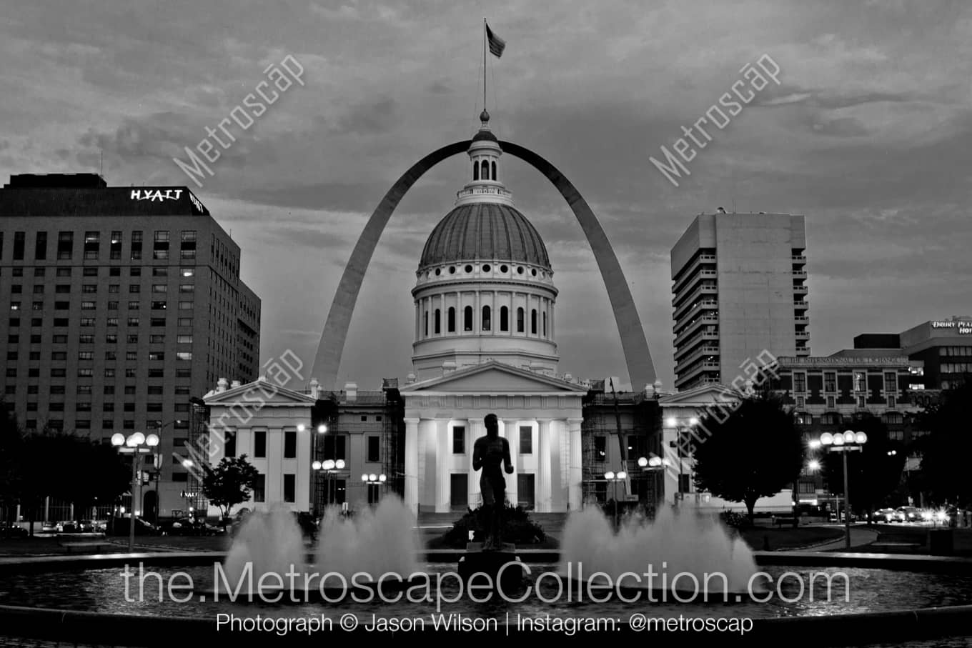 St Louis Missouri Picture at Night