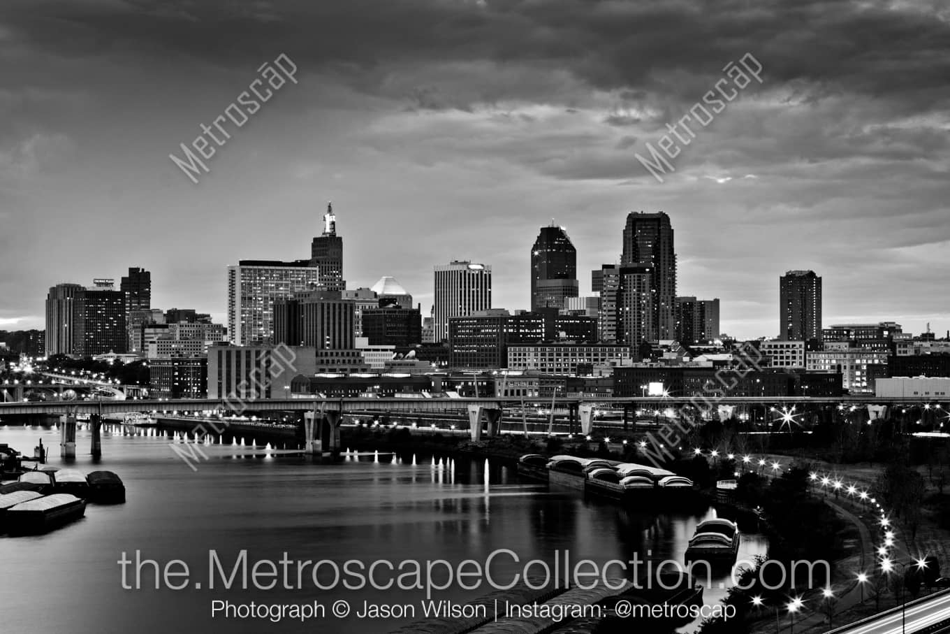 St Paul Minnesota Picture at Night