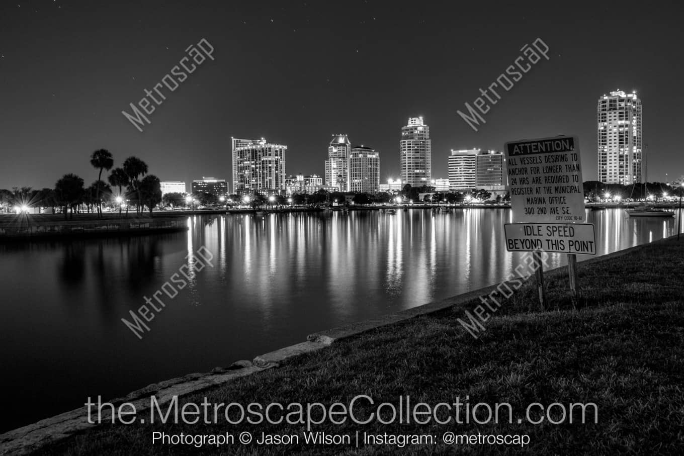 St Petersburg Florida Picture at Night